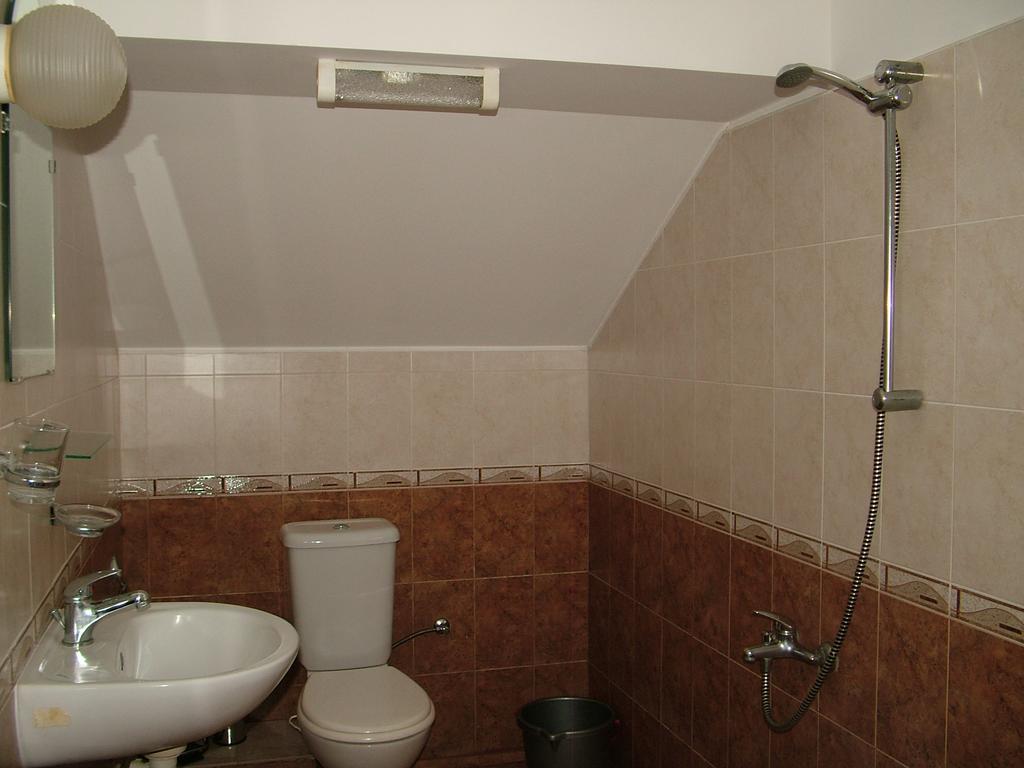 Kisiovi Apartment ديفين المظهر الخارجي الصورة