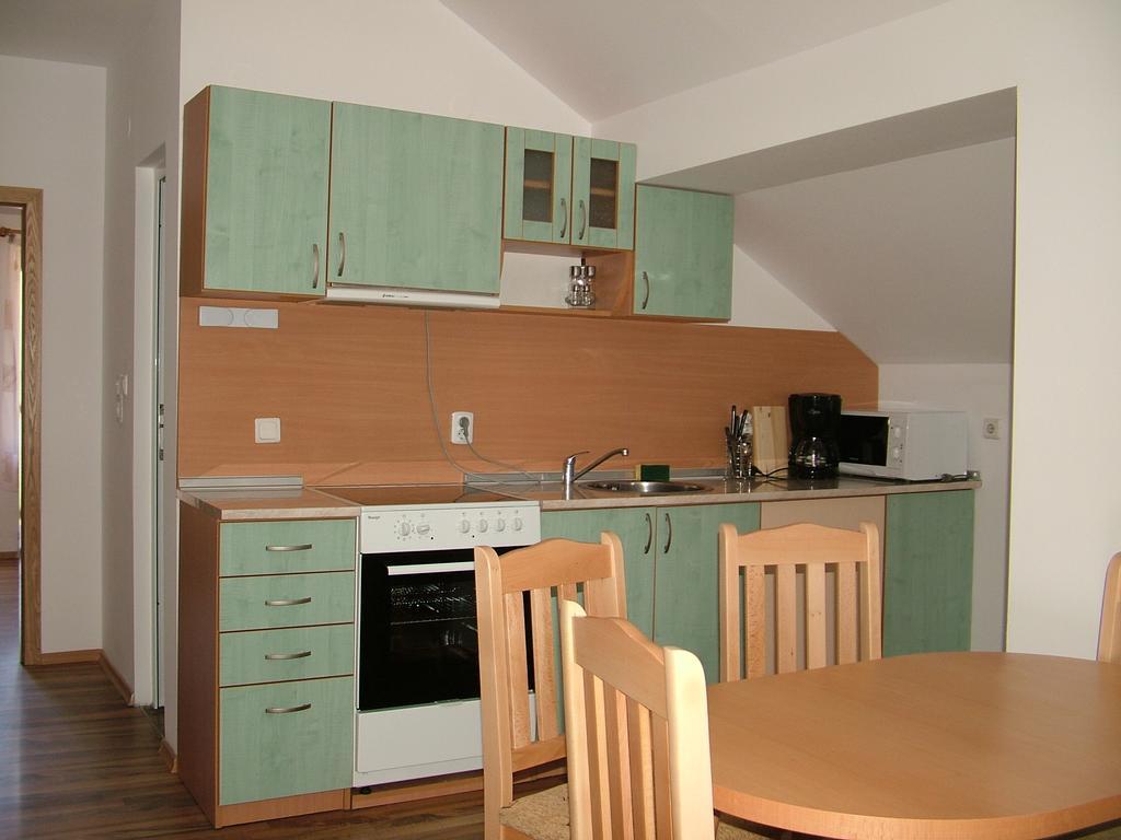 Kisiovi Apartment ديفين المظهر الخارجي الصورة